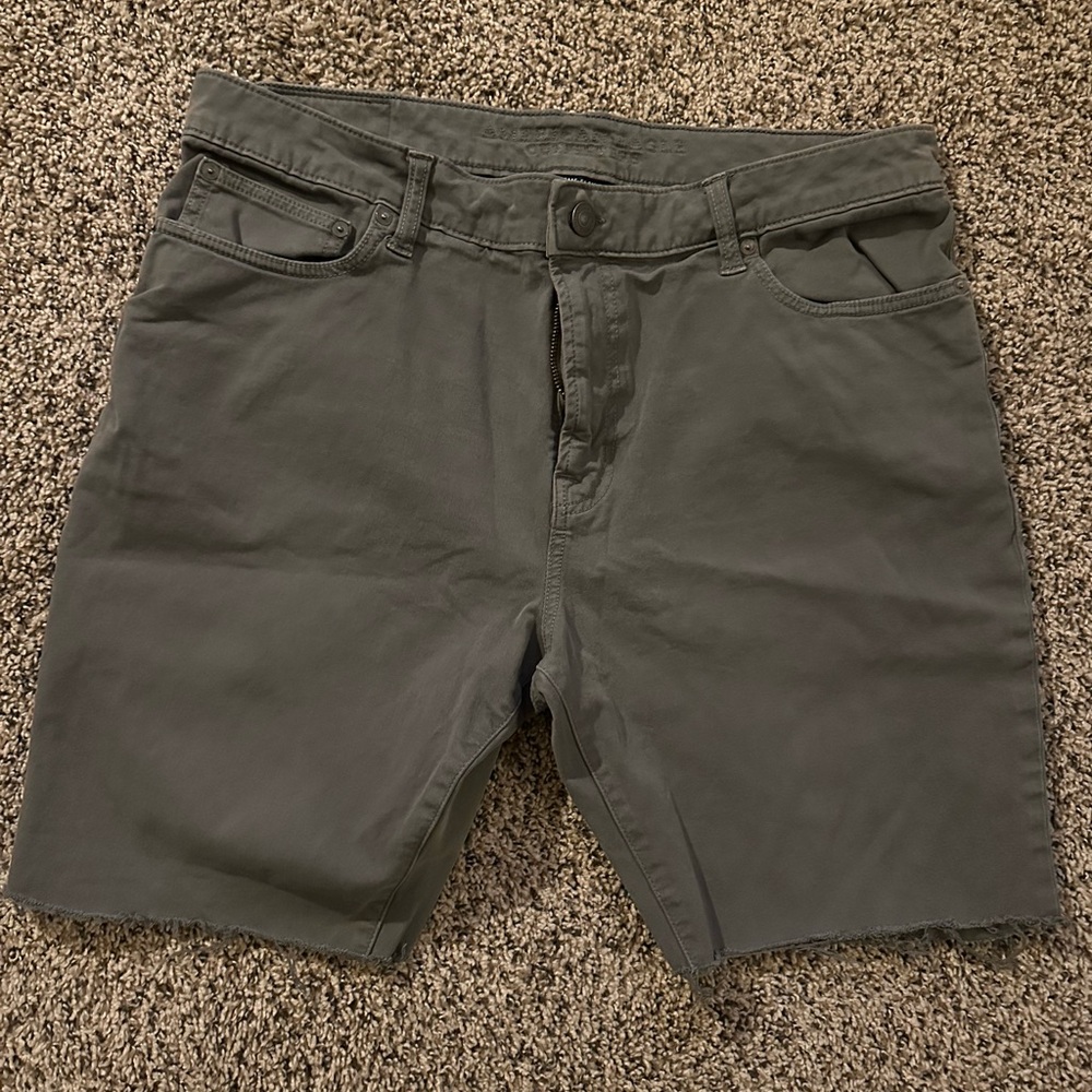 AE shorts